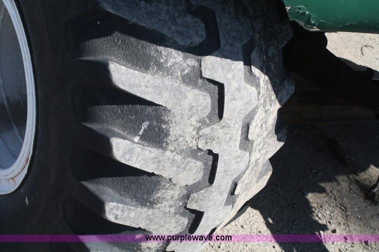 image for item B6524 1996 Ford LN8000 Loral Air Max fertilizer truck