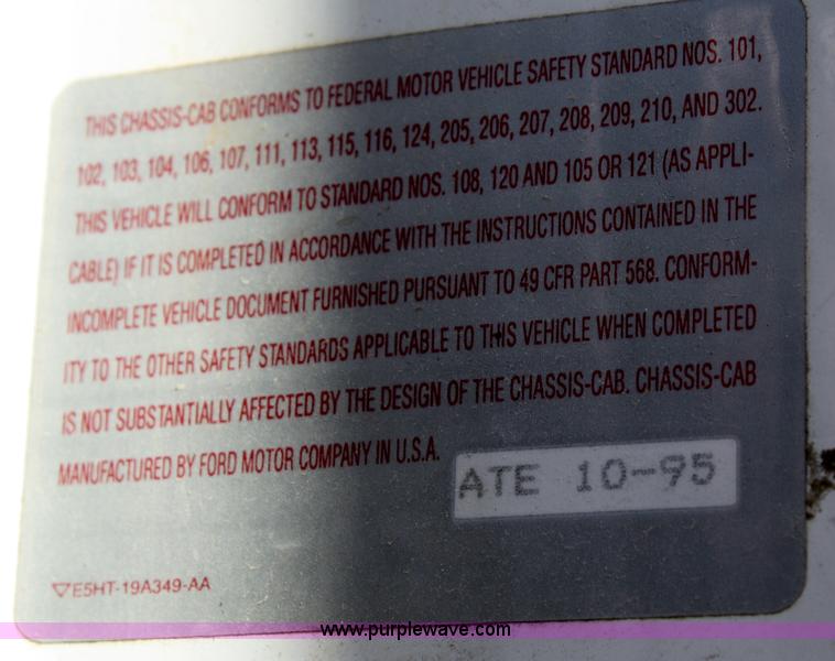 image for item B6524 1996 Ford LN8000 Loral Air Max fertilizer truck