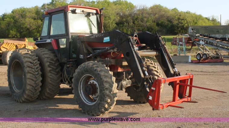 image for item B6531 1986 Case IH 2294 MFWD tractor