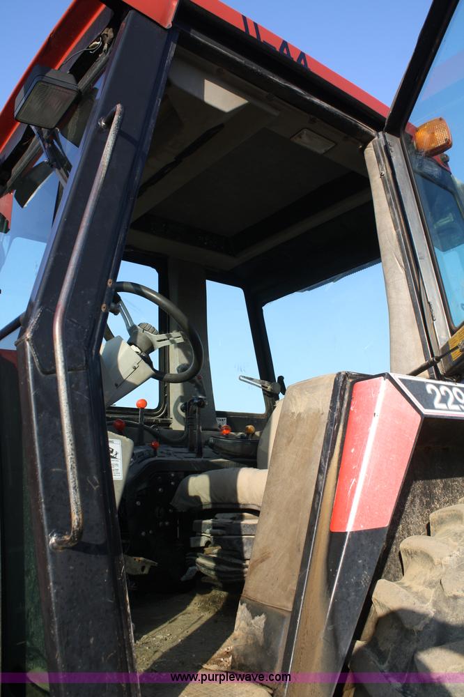 image for item B6531 1986 Case IH 2294 MFWD tractor