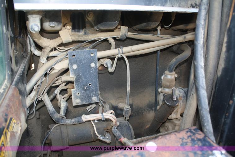 image for item B6531 1986 Case IH 2294 MFWD tractor