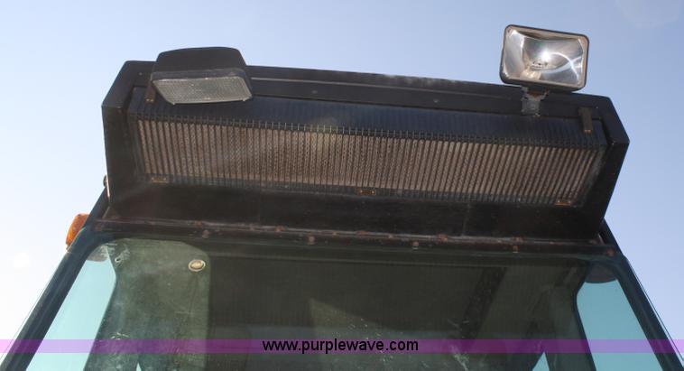 image for item B6531 1986 Case IH 2294 MFWD tractor