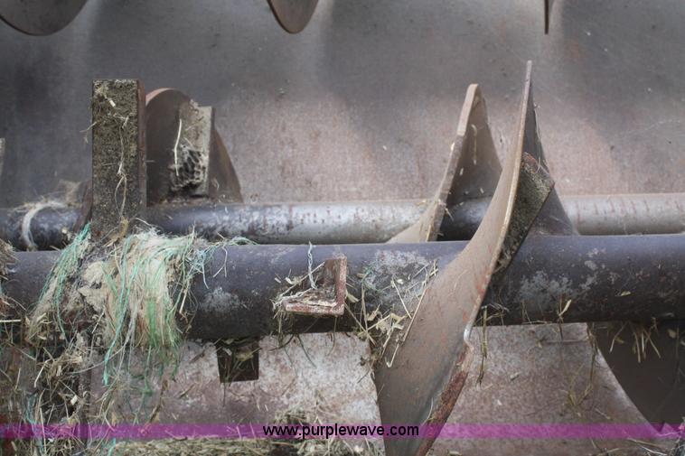 image for item B6545 1993 International 4900 semi truck with mixer box