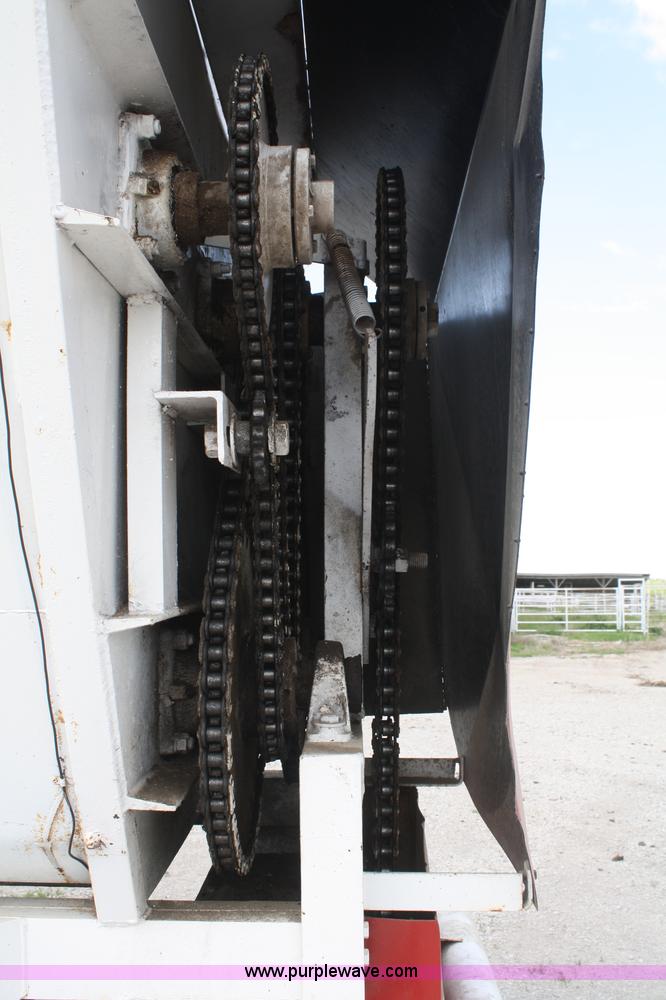 image for item B6545 1993 International 4900 semi truck with mixer box