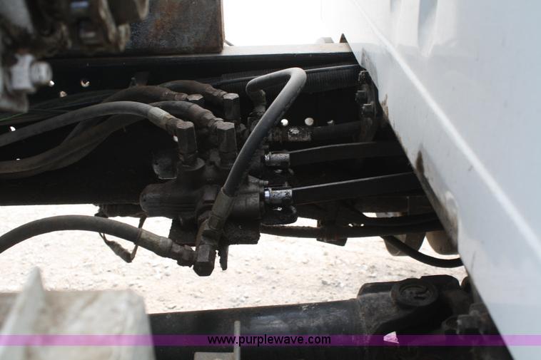 image for item B6545 1993 International 4900 semi truck with mixer box