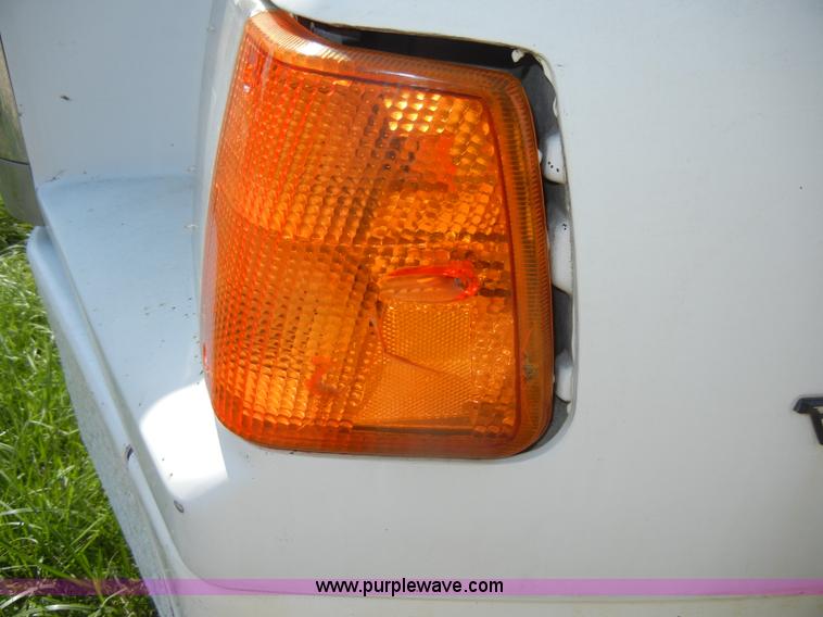 image for item C4327 1997 Volvo WCA semi truck