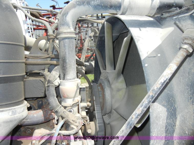 image for item C4327 1997 Volvo WCA semi truck