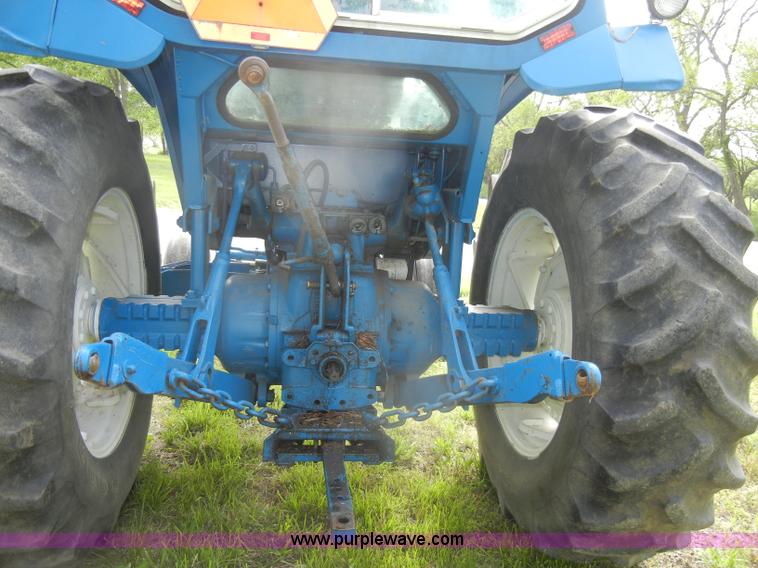 image for item C4472 1978 Ford 6700 tractor