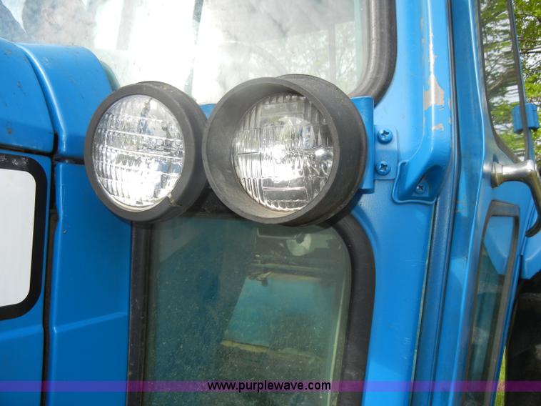 image for item C4472 1978 Ford 6700 tractor