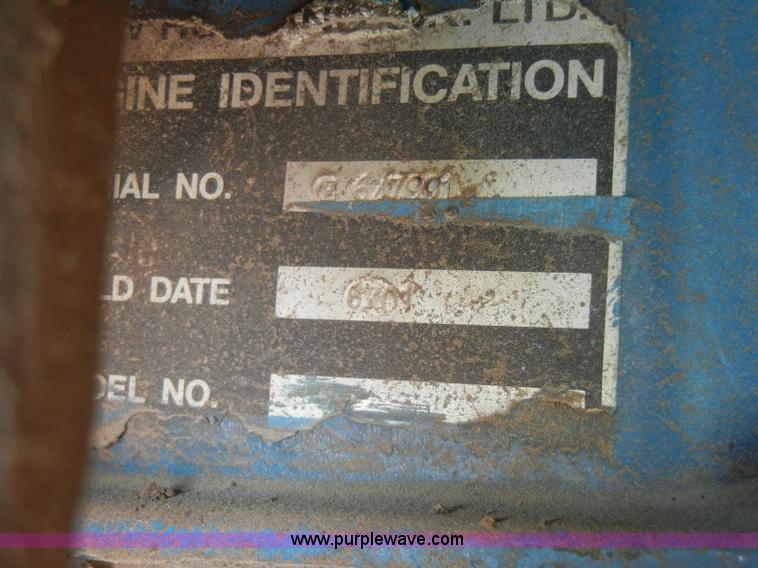 image for item C4472 1978 Ford 6700 tractor