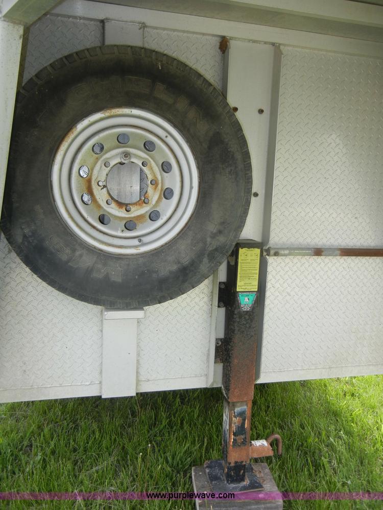 image for item C4476 2002 Travalong 20' gooseneck trailer