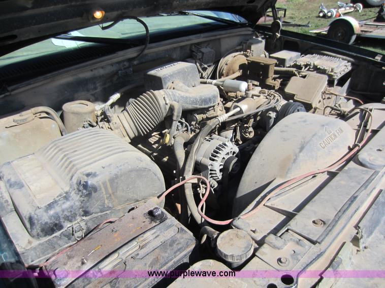 image for item C5453 1997 Chevrolet 2500 utility pickup truck