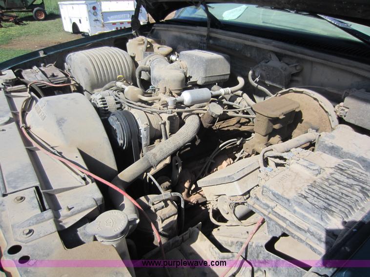 image for item C5453 1997 Chevrolet 2500 utility pickup truck