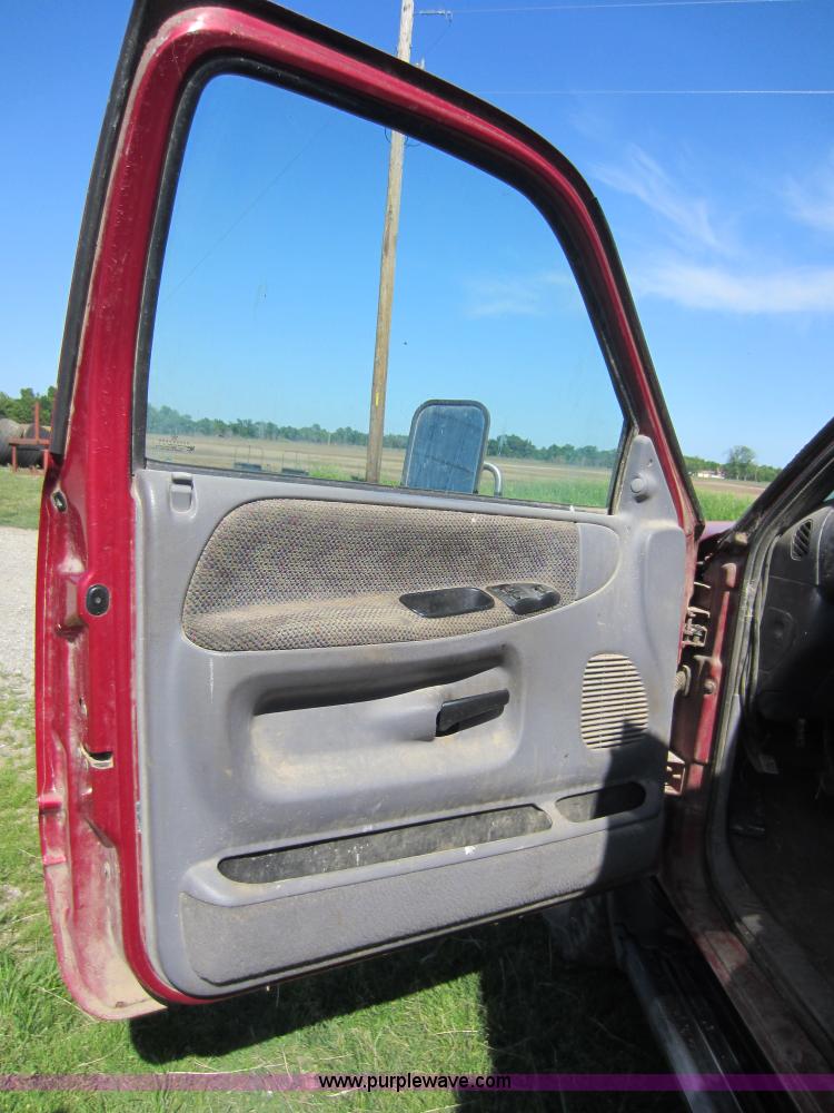 image for item C5454 1998 Dodge Ram 3500 flatbed pickup truck