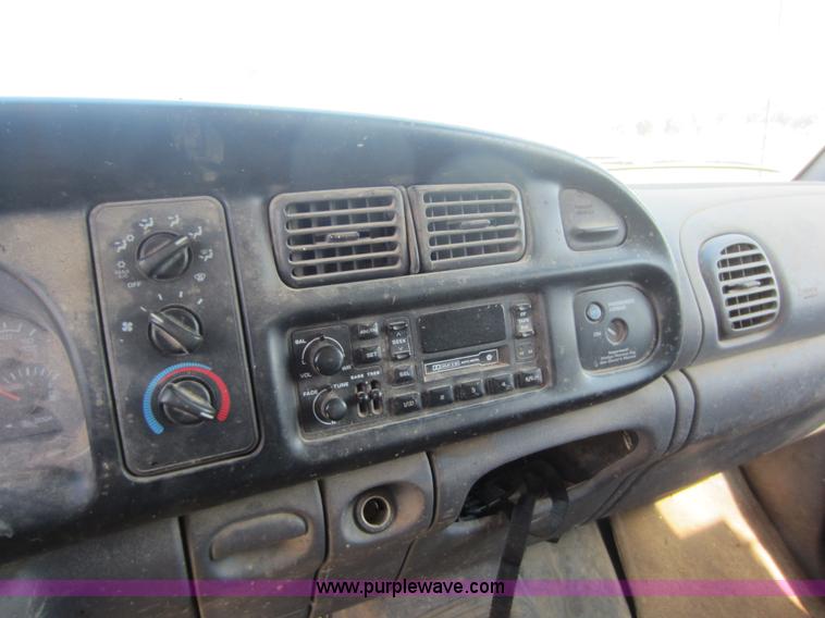 image for item C5454 1998 Dodge Ram 3500 flatbed pickup truck