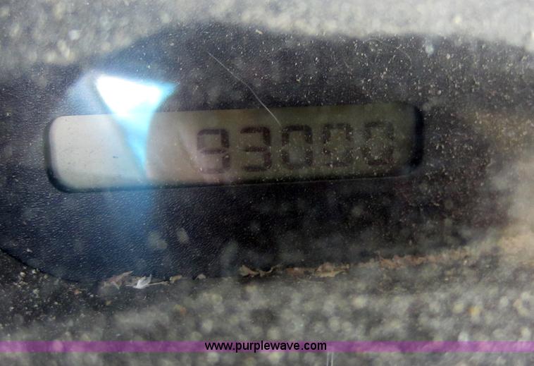 image for item C5454 1998 Dodge Ram 3500 flatbed pickup truck