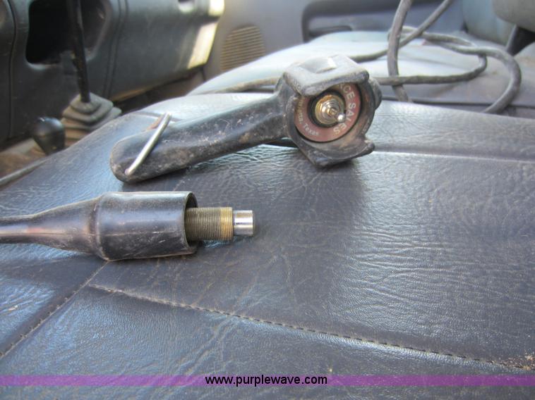 image for item C5454 1998 Dodge Ram 3500 flatbed pickup truck