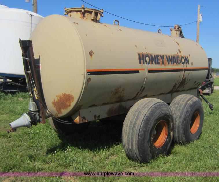 image for item C5455 Clay 2250 gallon Honey Wagon
