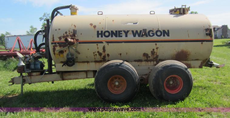 image for item C5455 Clay 2250 gallon Honey Wagon