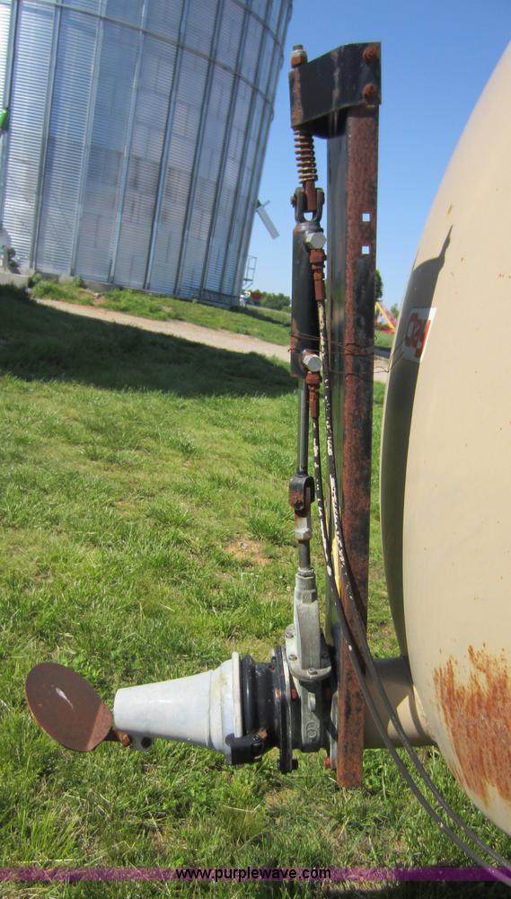 image for item C5455 Clay 2250 gallon Honey Wagon