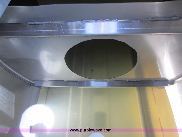 image for item C5458 1992 Ford F450 Super Duty sprayer truck