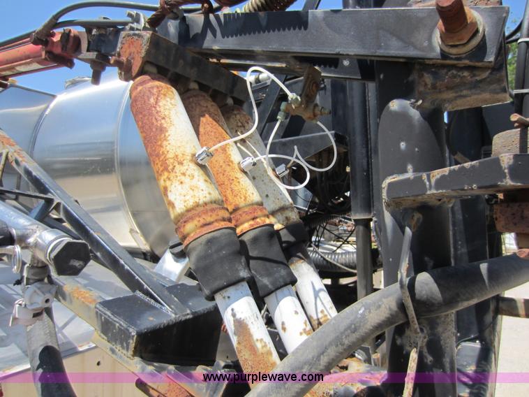 image for item C5458 1992 Ford F450 Super Duty sprayer truck