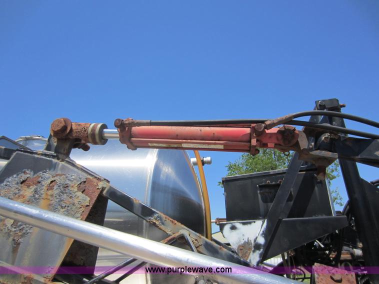 image for item C5458 1992 Ford F450 Super Duty sprayer truck