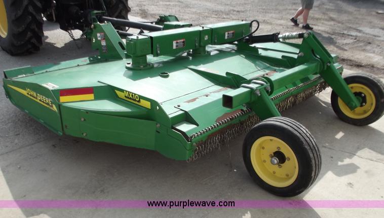 image for item D3702 John Deere MX10 10' rotary mower