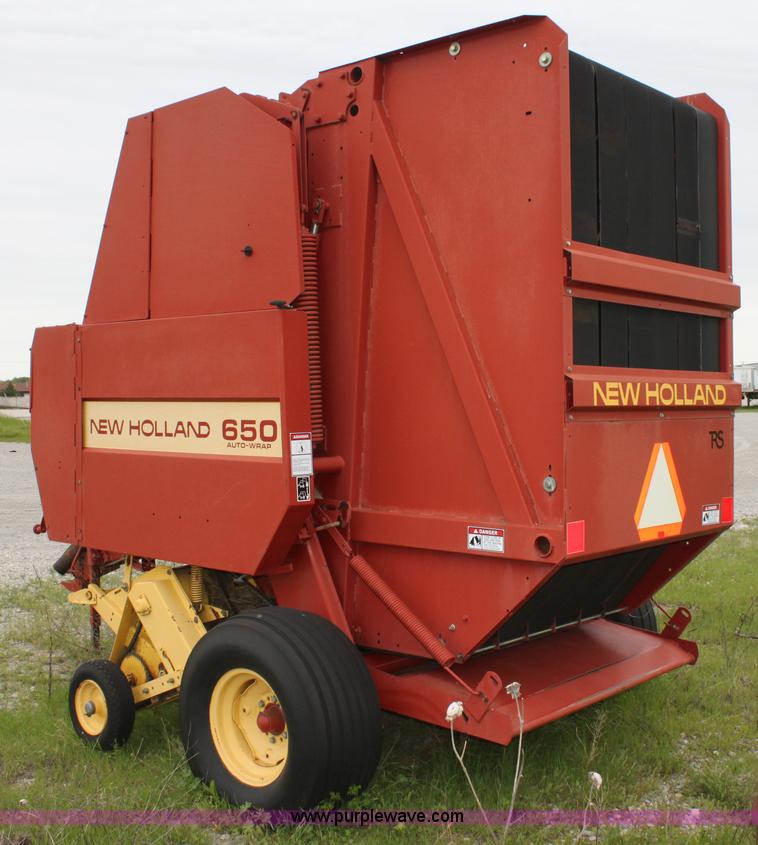 image for item D7798 1994 New Holland 650 round baler