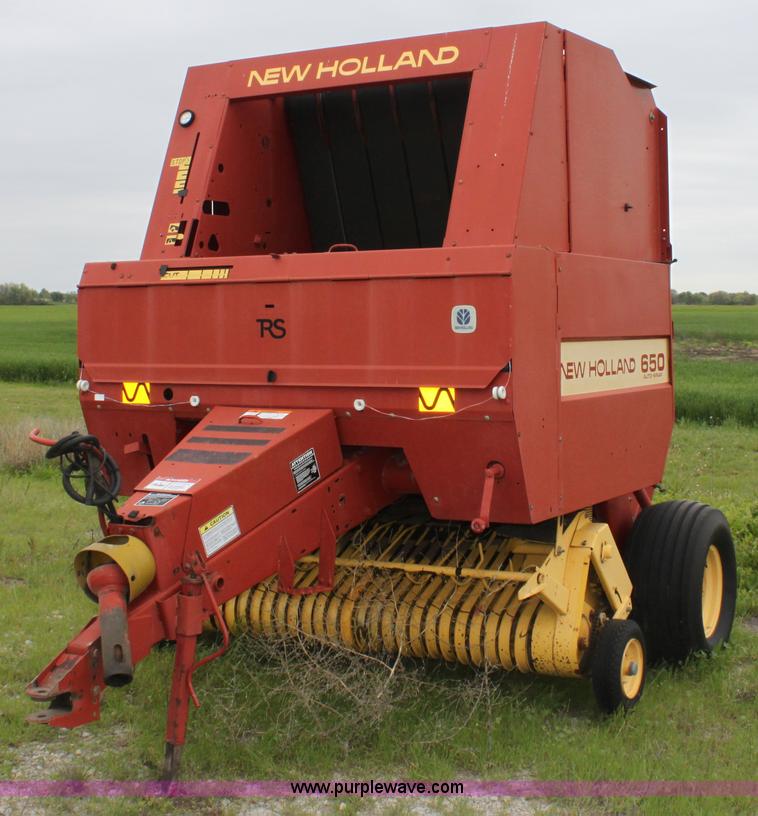 image for item D7798 1994 New Holland 650 round baler