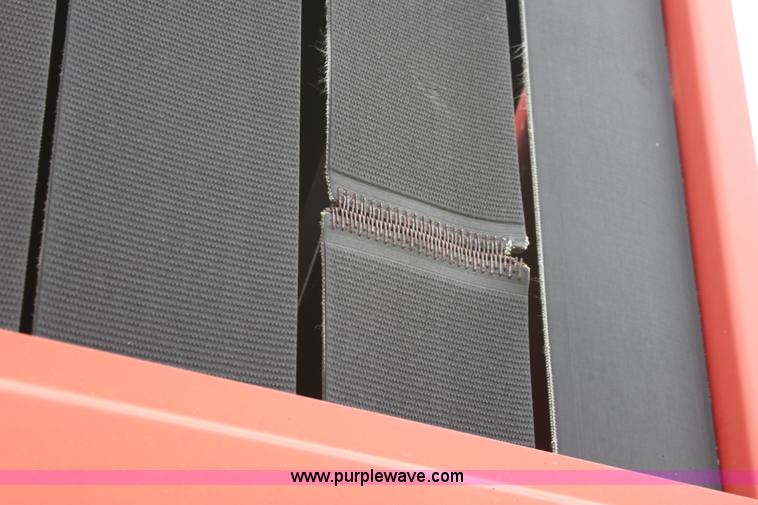 image for item D7798 1994 New Holland 650 round baler