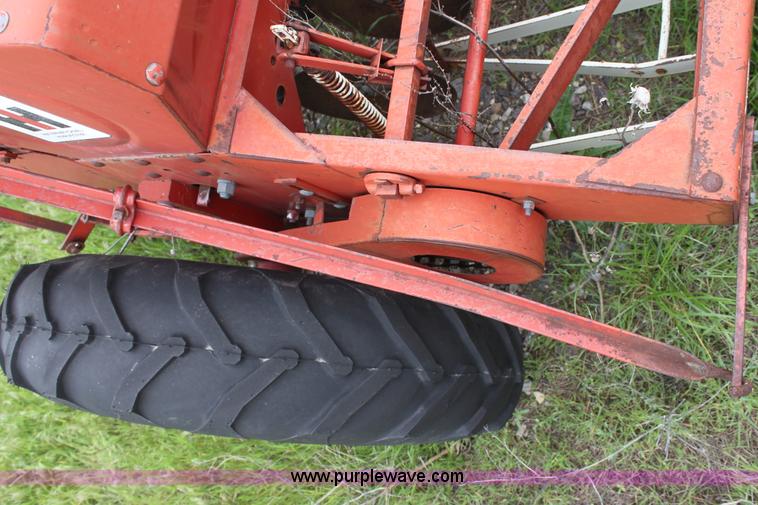 image for item D7799 International Harvester 20 row grain drill
