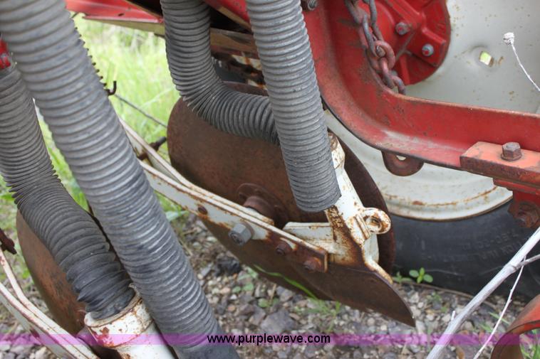 image for item D7799 International Harvester 20 row grain drill