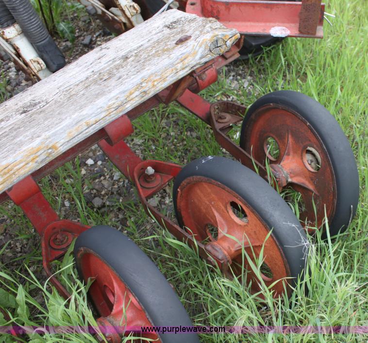 image for item D7799 International Harvester 20 row grain drill