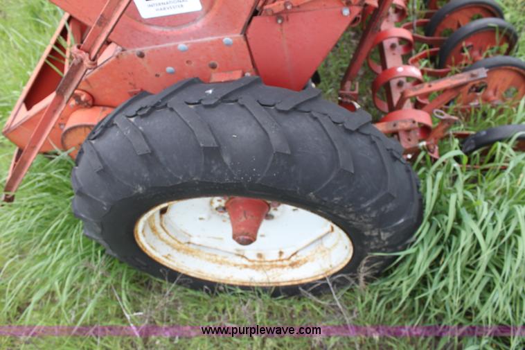 image for item D7799 International Harvester 20 row grain drill