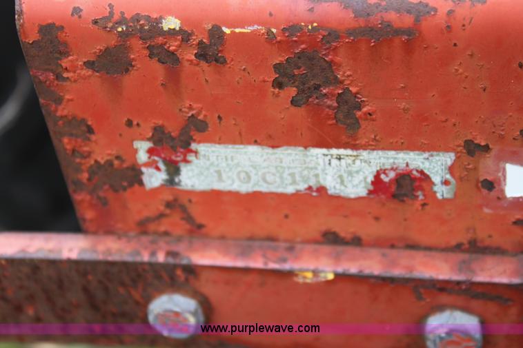 image for item D7799 International Harvester 20 row grain drill