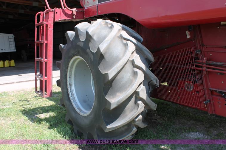 image for item D7869 1987 Case IH 1680 Axial-Flow combine