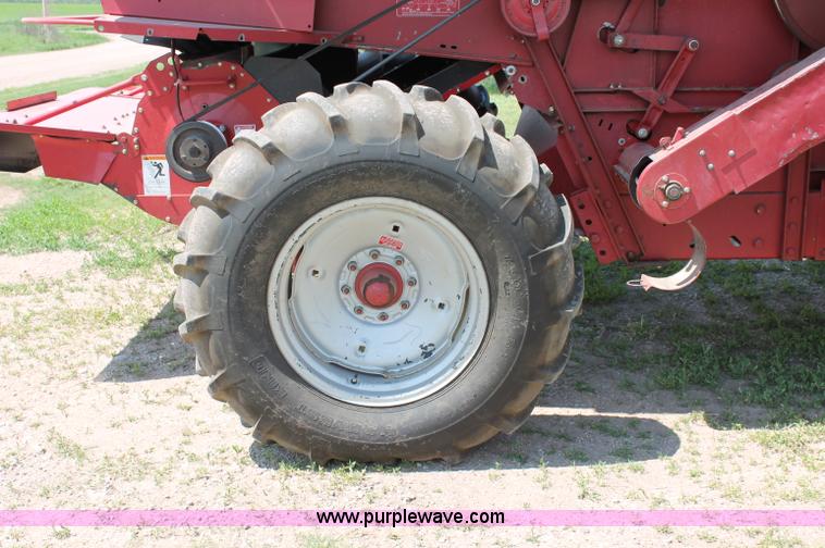 image for item D7869 1987 Case IH 1680 Axial-Flow combine