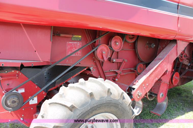 image for item D7869 1987 Case IH 1680 Axial-Flow combine