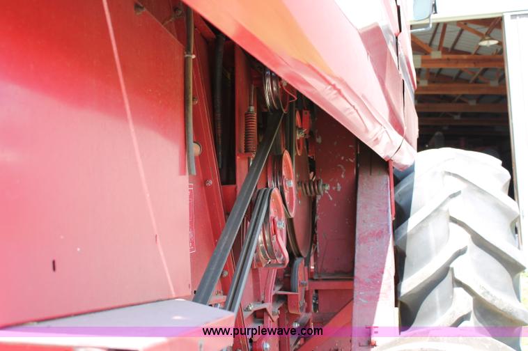 image for item D7869 1987 Case IH 1680 Axial-Flow combine