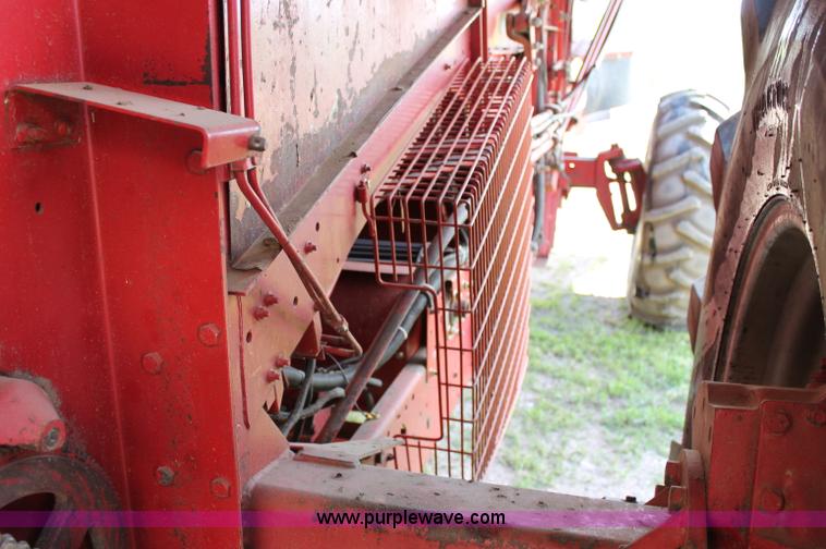 image for item D7869 1987 Case IH 1680 Axial-Flow combine