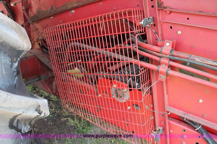 image for item D7869 1987 Case IH 1680 Axial-Flow combine