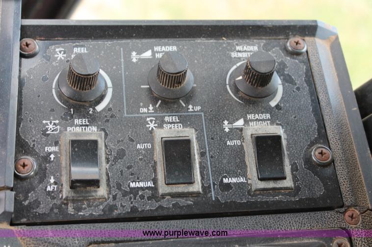 image for item D7869 1987 Case IH 1680 Axial-Flow combine