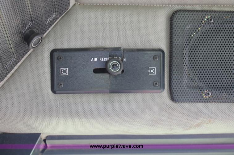 image for item D7869 1987 Case IH 1680 Axial-Flow combine