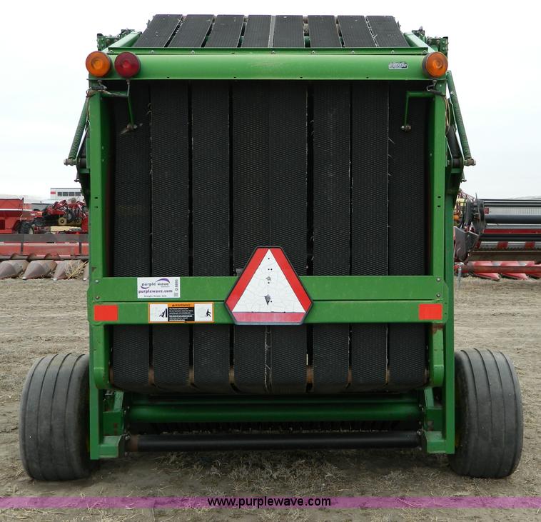 image for item D8895 1995 John Deere 535 round baler