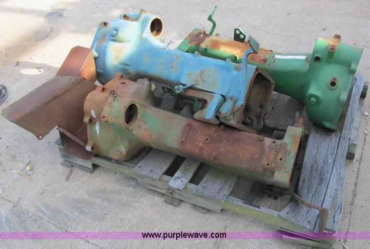 image for item D9442 John Deere tractor components