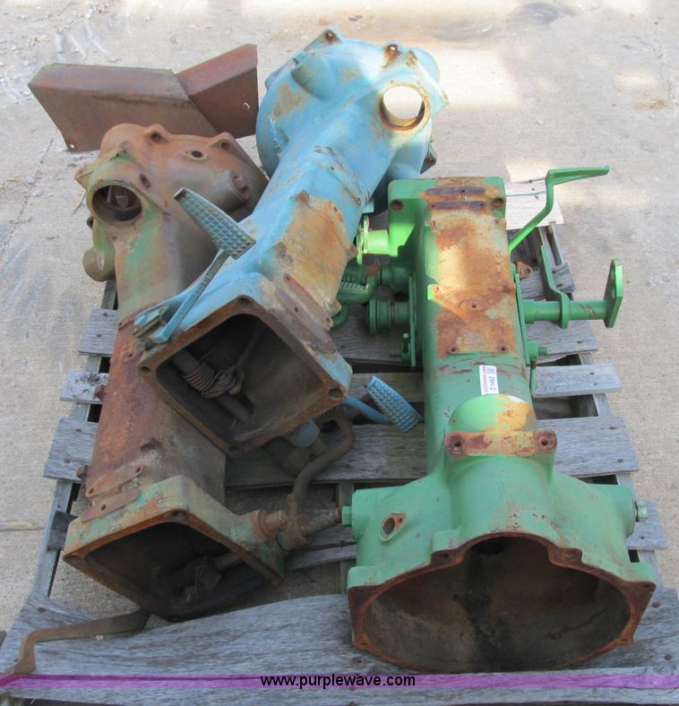 image for item D9442 John Deere tractor components