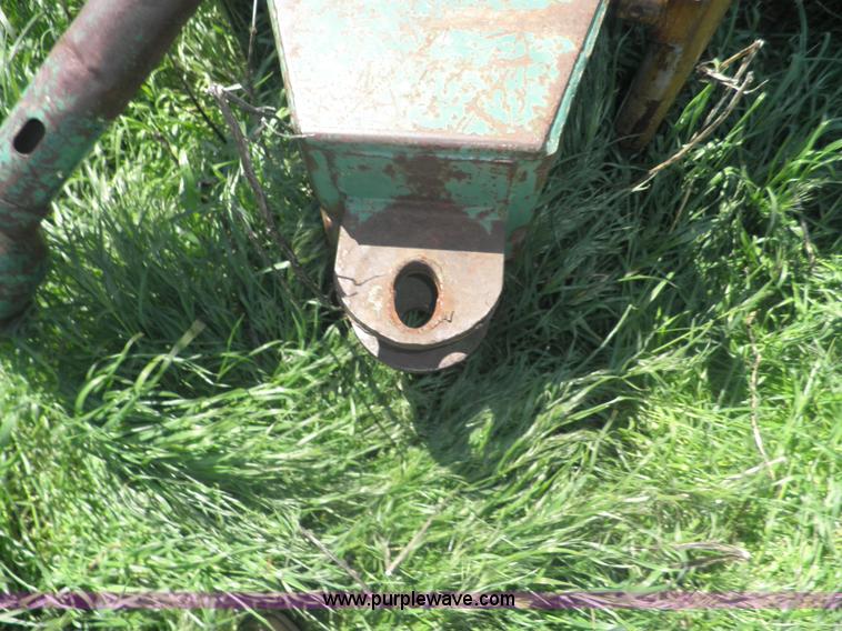 image for item F9155 John Deere 1210A grain cart