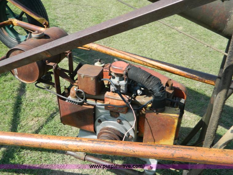 image for item T9789 5.5" x 32' grain auger