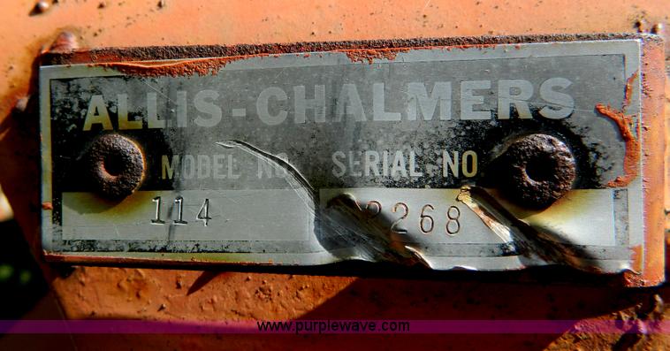 image for item T9790 Allis Chalmers 114 cultivator